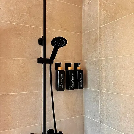 The Starlings منزل ريفي *